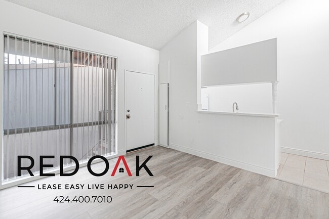 Photo - 10810 Sarah St Unit 10