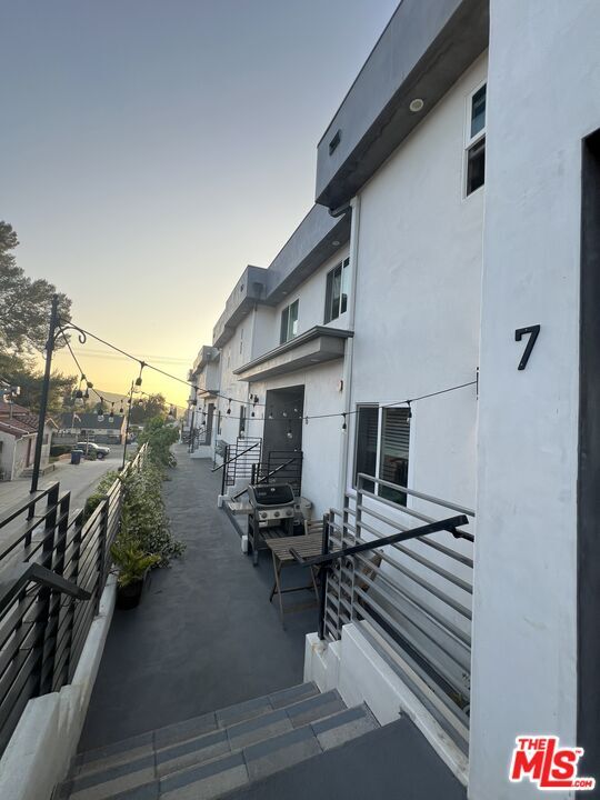 Photo - 10324 Mt Gleason Ave Unit 3