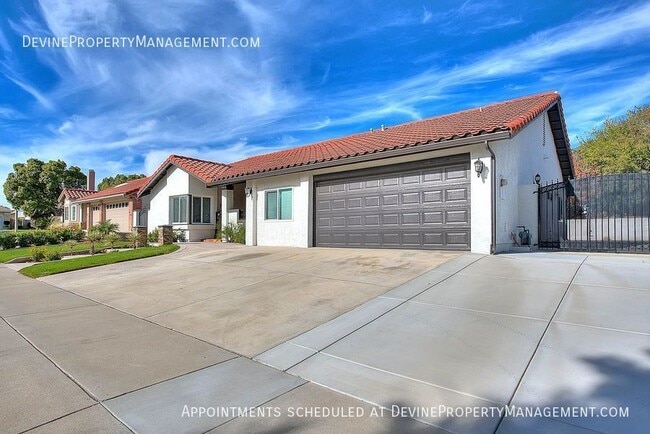 Photo - 9814 Hibiscus Ct