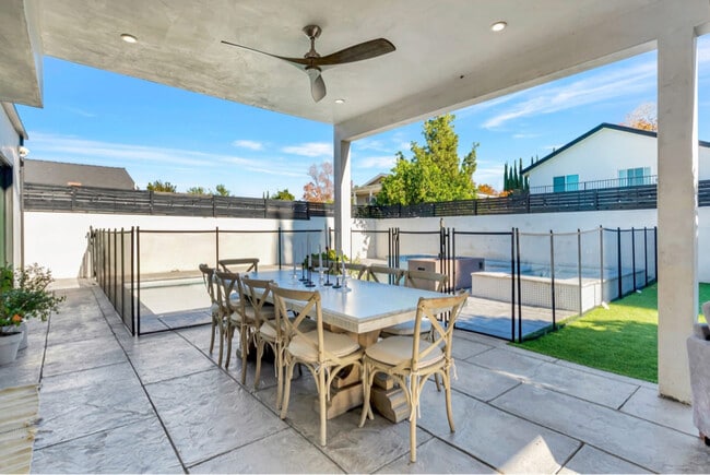 Photo - 6324 Geyser Ave