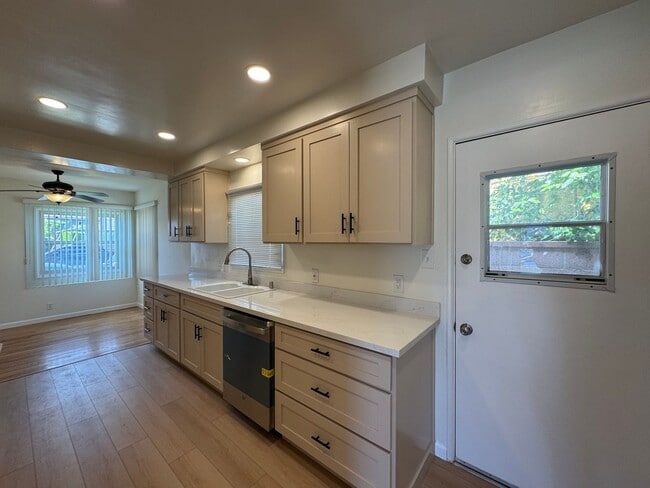 Photo - Adorable Open Plan  3BD 2BA Home in West Torrance With A/C