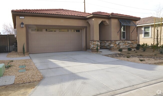 Building Photo - 73593 Travers St Rental