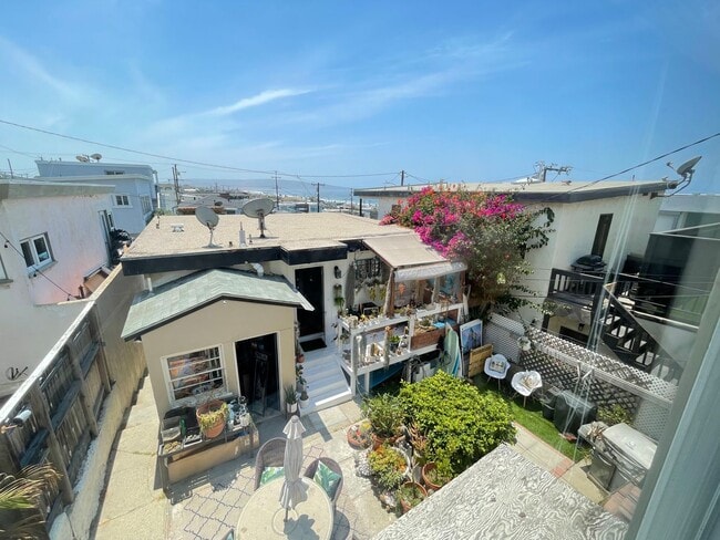 Photo - Manhattan Beach Unit B