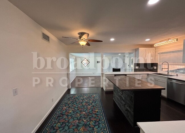 Photo - 1515 Kent Ave