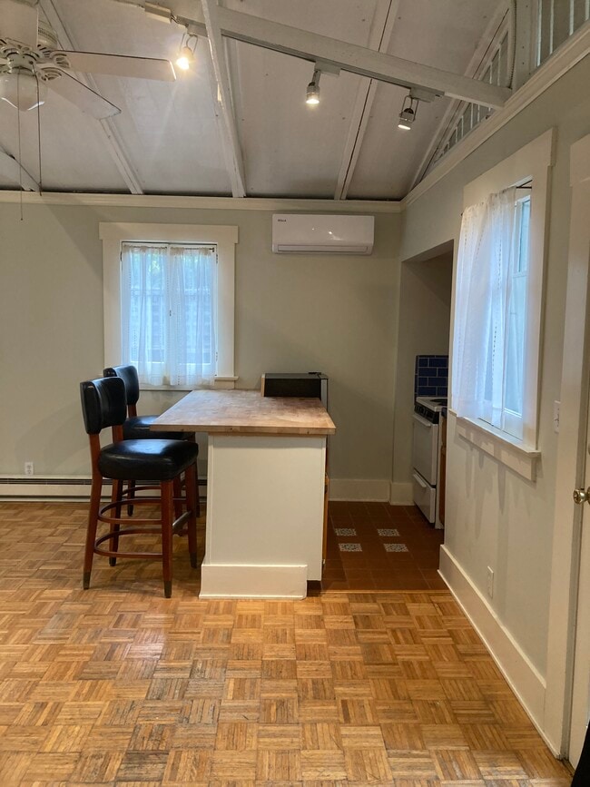 Photo - 1547 N Fairfax Ave Unit Garden