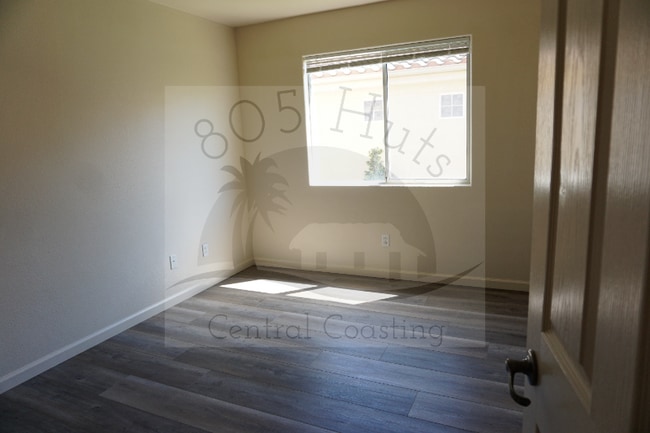 Photo - 2035 Lassen Dr