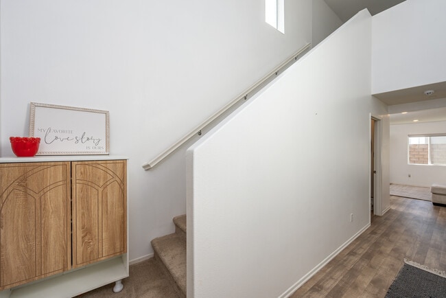 Photo - 30937 Viper Ct