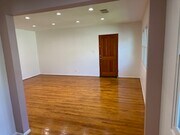 living room - 444 N Hollywood Way