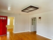 Photo - 3 Bedrood/ 2 Bath Home in Alhambra