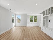 Photo - 1 Vantis Dr
