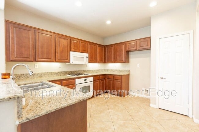 Photo - 1906 Flint Ct