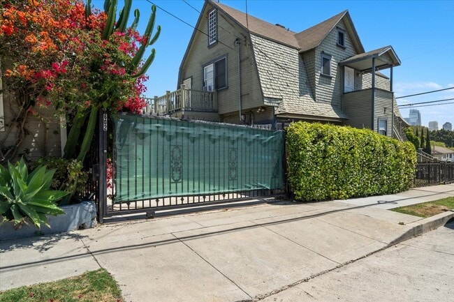 Photo - 602 Douglas St Unit 602 Douglas St., Los Angeles, CA 90026
