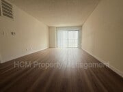 Photo - 10418 Scoville Ave