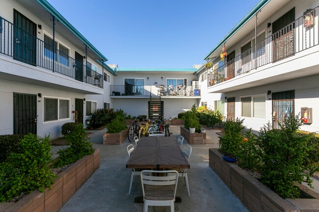 Photo - Ocean Palms Apartments