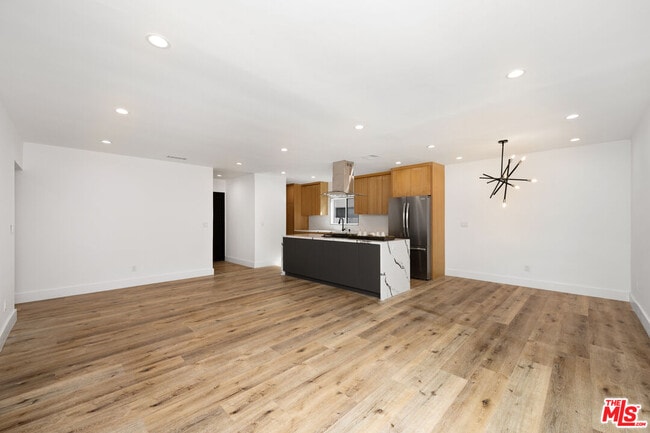 Photo - 5627 Agnes Ave