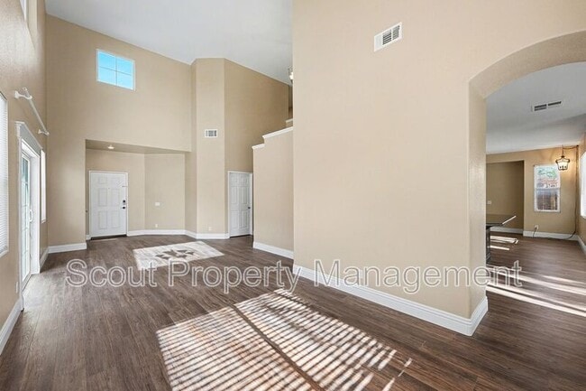 Photo - 30783 Medinah Way