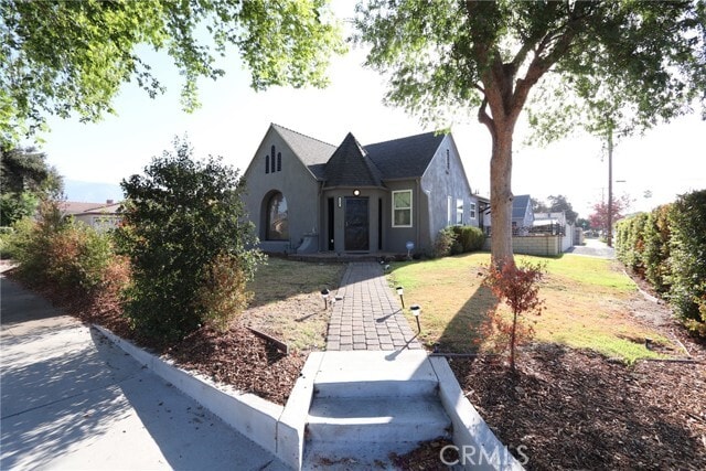 Building Photo - 2905 N Sierra Way