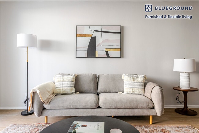 Photo - 1371 S Beverly Glen Blvd Unit FL3-ID1397