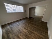 Photo - 1631 Barry Ave Unit 4