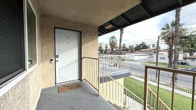 Building Photo - 511 E Brockton Ave Unit D