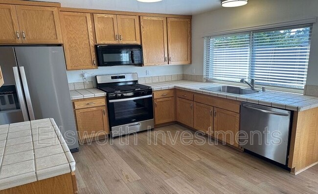 Photo - 9914 Bourbon Ct