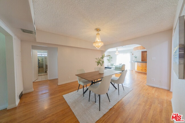 Photo - 6220 Etiwanda Ave