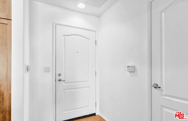 Photo - 4060 Glencoe Ave Unit 311