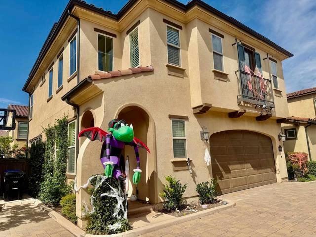 Photo - 15855 Babcock St