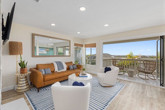 Building Photo - Ocean View Leucadia Townhome | Walk to Bea...