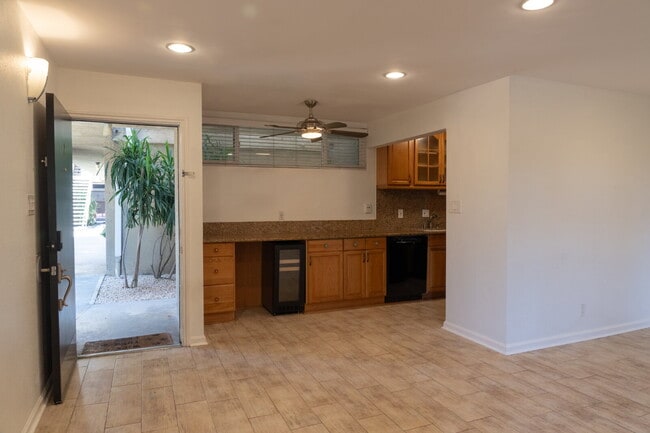 Photo - 465 S Los Robles Ave Unit # 2
