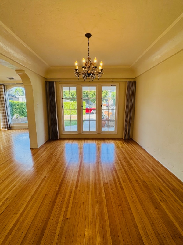 Photo - 2620 Graham Ave