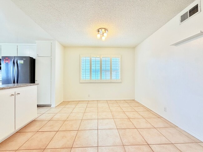 Photo - Beautiful two bedroom one bath