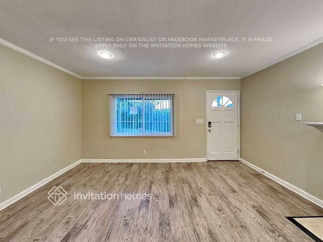 Photo - 8159 Beeman Ave