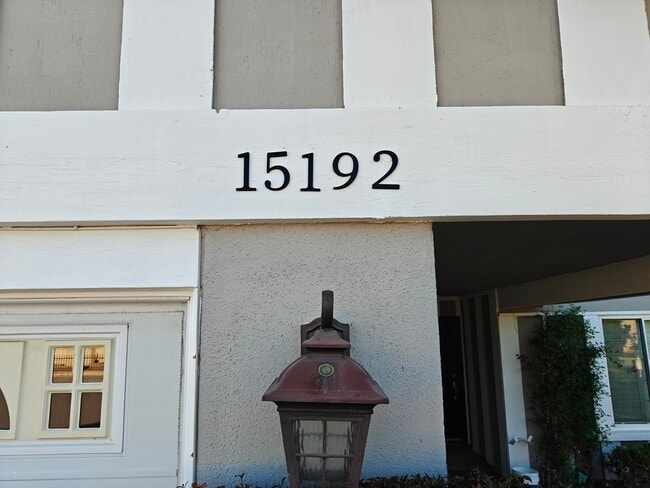 Building Photo - 15192 Tungwood St