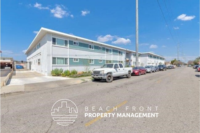 Photo - 11819 Eucalyptus Ave.