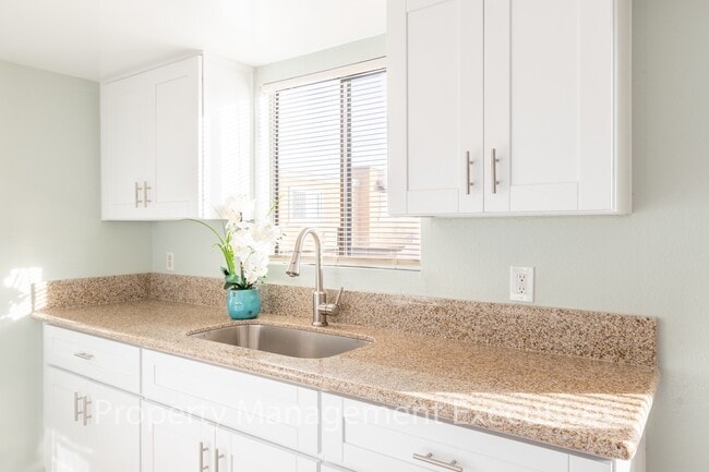 Photo - Remodeled 3 Bedroom, 1 Bath Duplex with Ga...