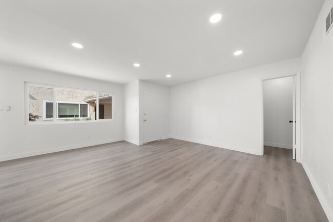 Photo - 3444 E Wilton St Unit 2