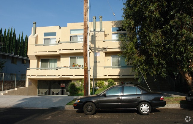 Building Photo - MUR Rental