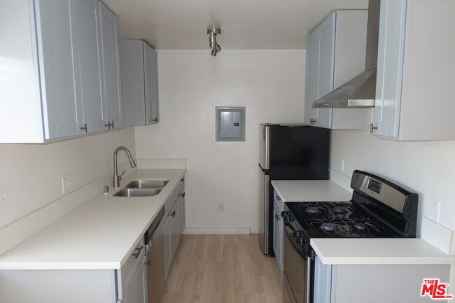 Photo - 5960 Benner St Unit 2