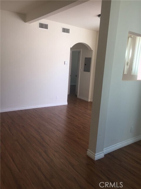 Photo - 467 N Marengo Ave