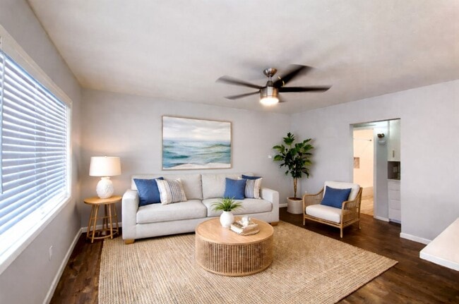 Building Photo - Prime North Park Living – Stylish Upstairs Corner 1-Bedroom! Unit 4428.5 Oregon Street