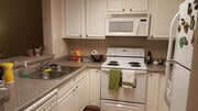 Kitchen - 3550 Lebon Dr Condo Unit 6311
