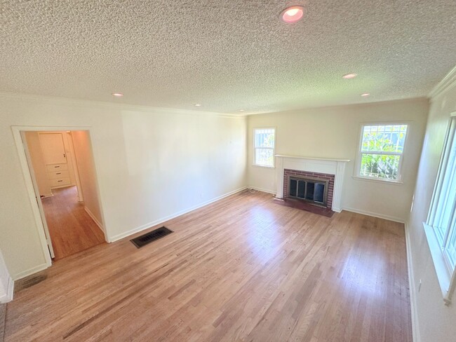 Photo - Peaceful Living in Mar Vista Home w/ Spacious Backyard!