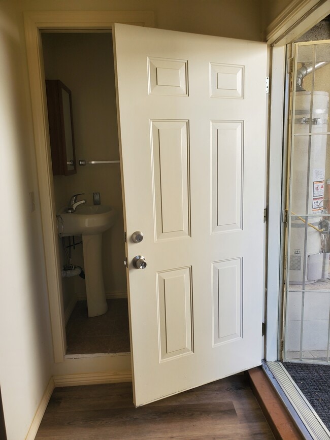 Photo - 1504 S Atlantic Blvd