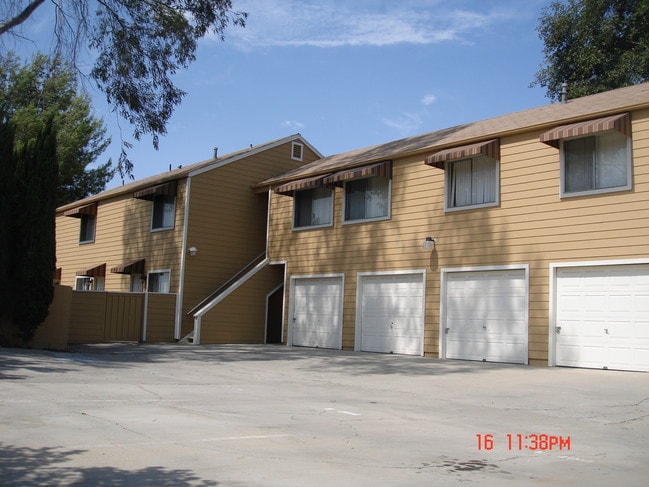28764 Calle Del lago - 28764 Calle Del Lago Apartments Unit A1