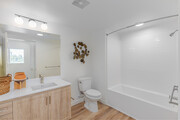 2BR, 2BA - 783SF - Bathroom - Canopy North Park Apartments