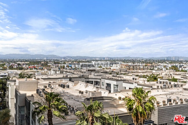 Photo - 13650 Marina Pointe Dr Unit 906