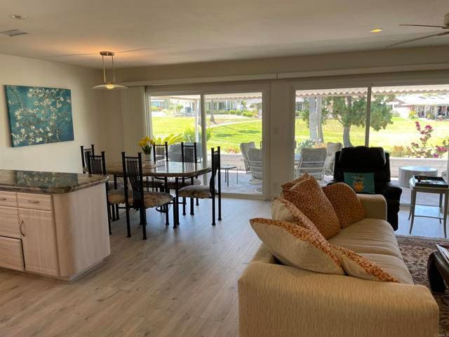 Photo - 1443 La Linda Dr