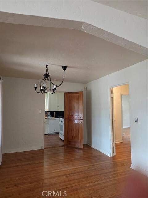 Photo - 3717 Briscoe St