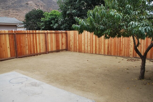 Building Photo - 822 Unit 274